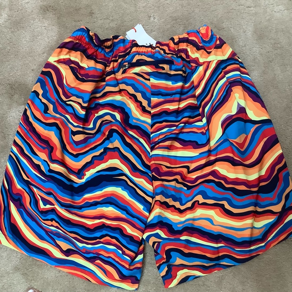 MERRELL Men’s NWT Swim Trunks Terrain Run Short XXL/TTG Color Rainbow Mountain